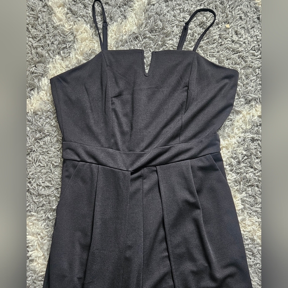 Black Spaghetti Strap Slit Leg Jumpsuit- Size M NWOT - Picture 5 of 7